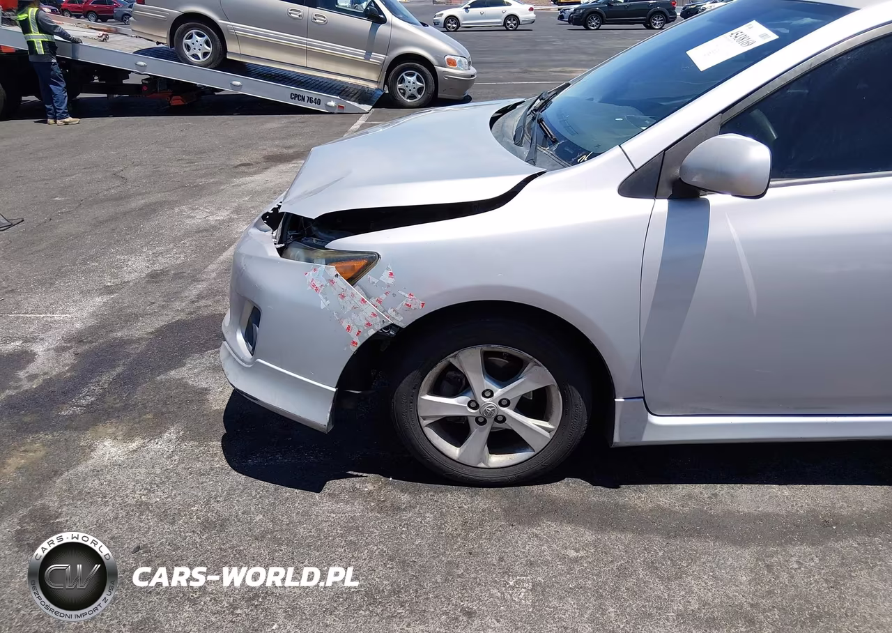 2011 Toyota Corolla S VIN:2T1BU4EE4BC703876 - 18