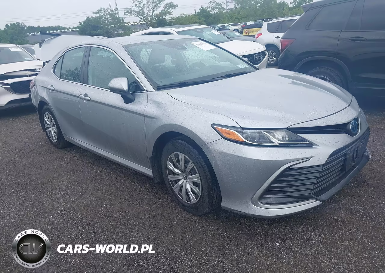 2022 Toyota Camry Le Hybrid – zdjęcie 1 z 16