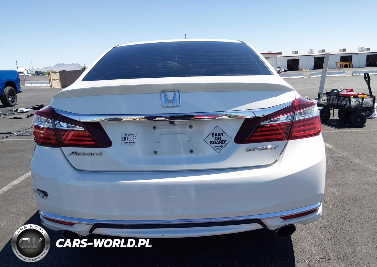2016 Honda Accord Sport VIN:1HGCR2F57GA115024 - 17