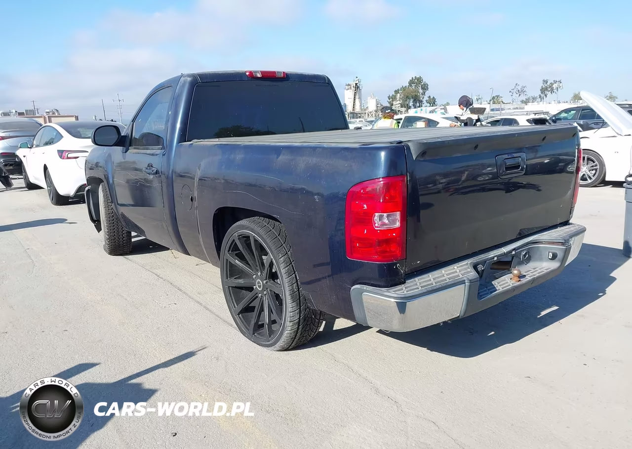 2008 Chevrolet Silverado 1500 Work Truck VIN:1GCEC14X48Z303283 - 3