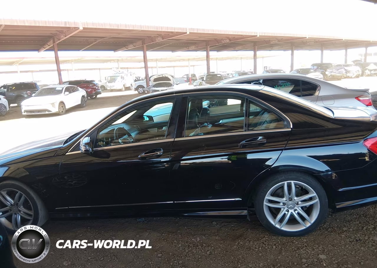 2013 Mercedes-Benz C 250 Sport VIN:WDDGF4HBXDR241744 - 14