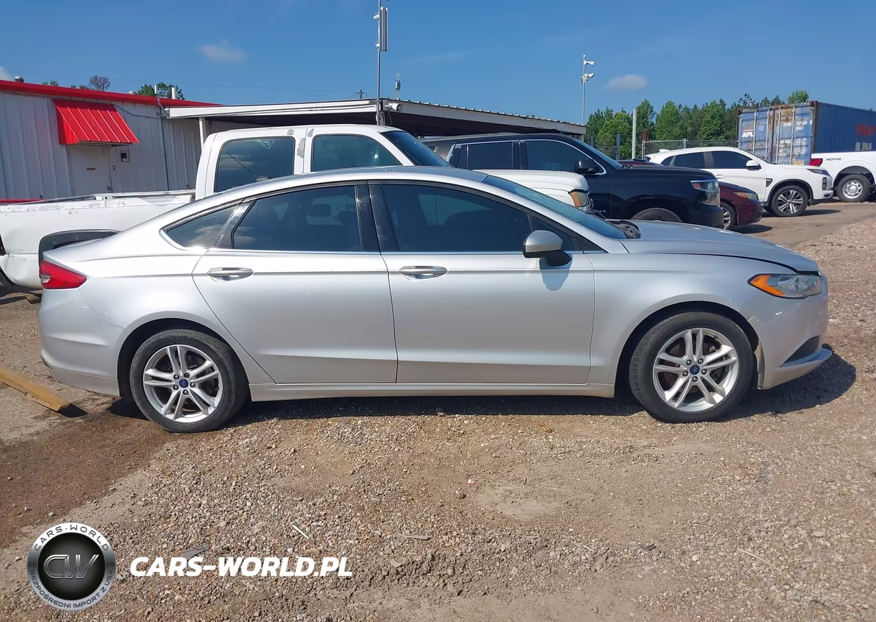 2018 Ford Fusion Se VIN:3FA6P0H7XJR107085 - 13