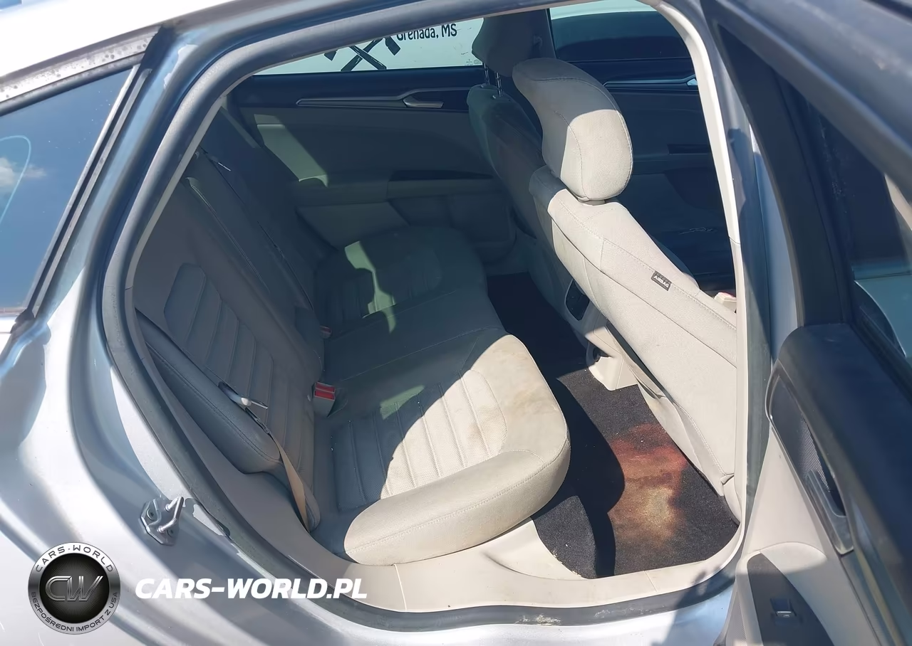 2018 Ford Fusion Se VIN:3FA6P0H7XJR107085 - 8