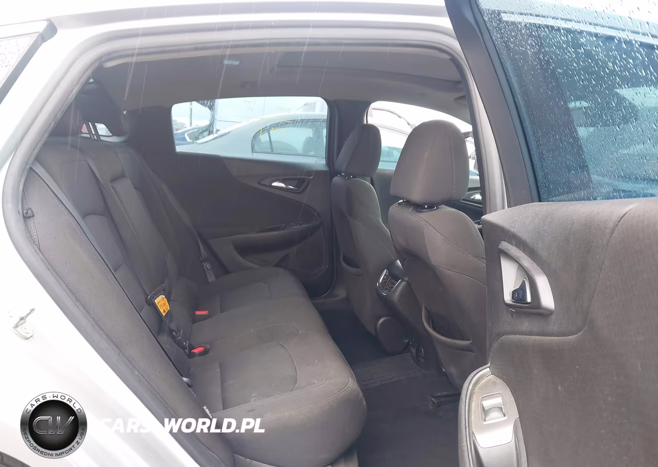 2018 Chevrolet Malibu Lt VIN:1G1ZD5ST1JF165028 - 8