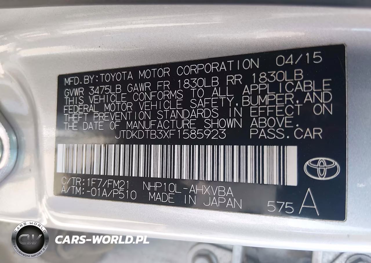 2015 Toyota Prius C Two VIN:JTDKDTB3XF1585923 - 9