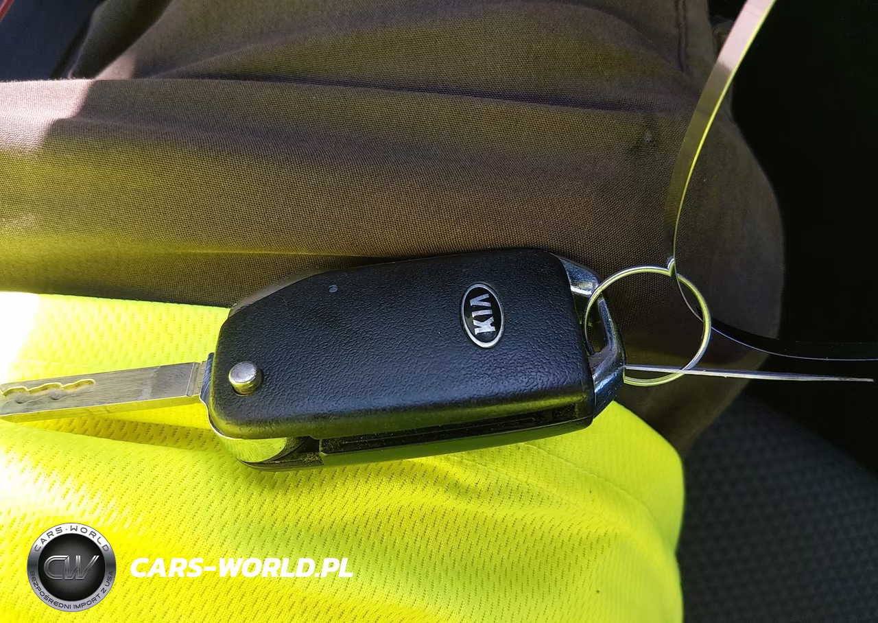 2020 Kia Soul Lx VIN:KNDJ23AU8L7727674 - 11