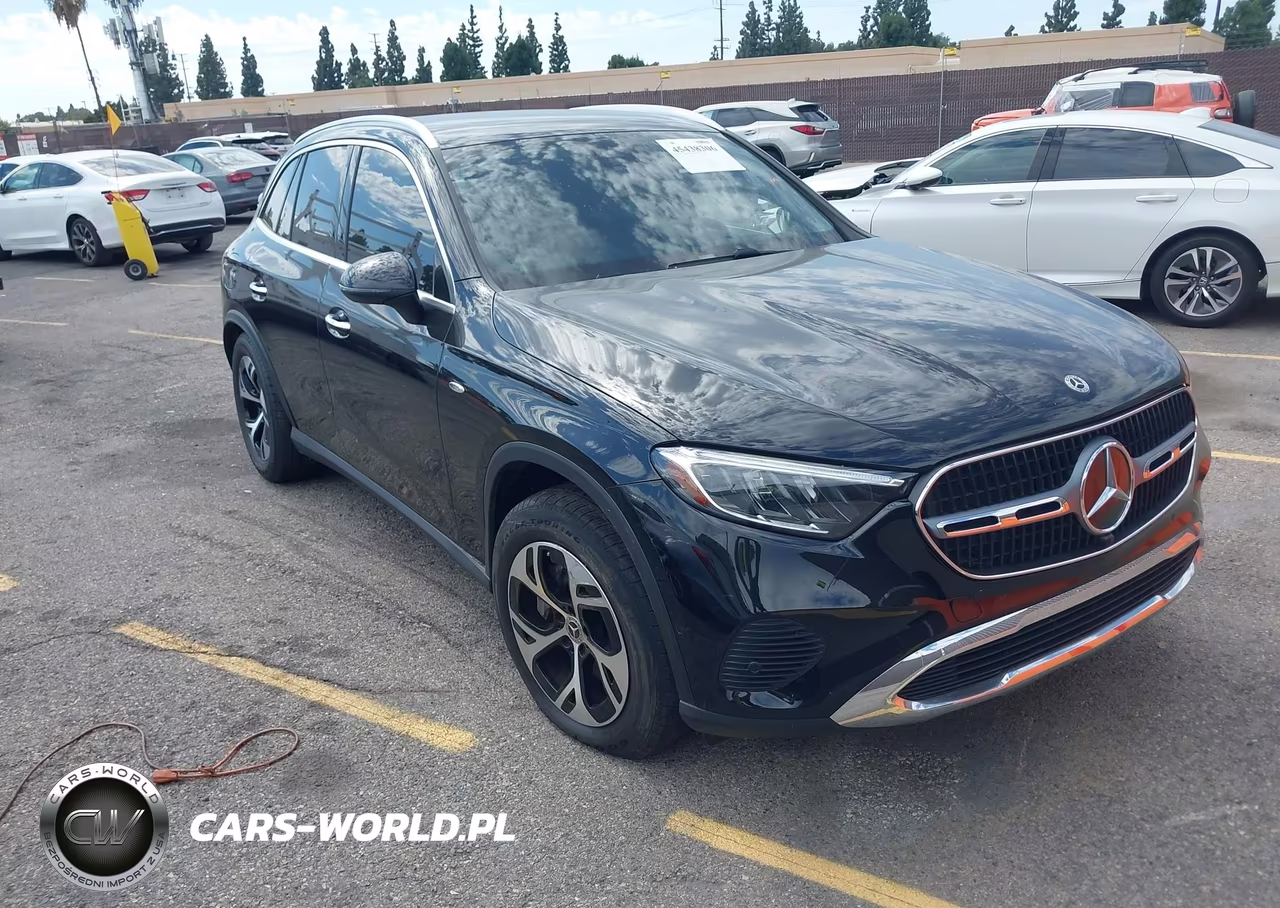 2025 Mercedes-Benz Glc 350E 4Matic – zdjęcie 1 z 17