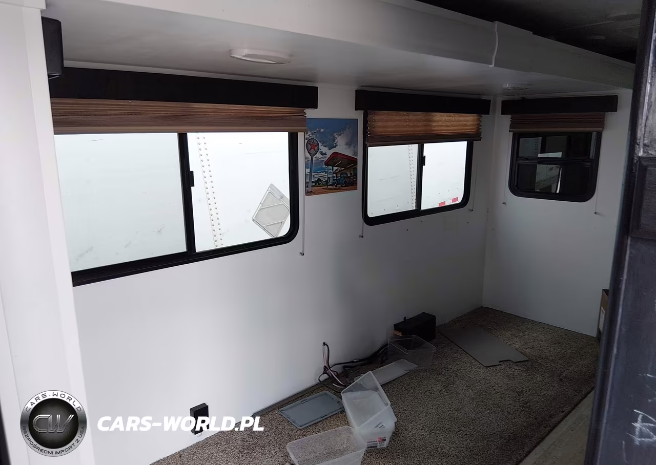 2018 Grand Design Imagine VIN:573TE3021J6607307 - 14