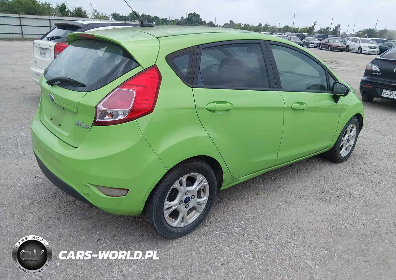 2015 Ford Fiesta Se VIN:3FADP4EJ7FM161480 - 4