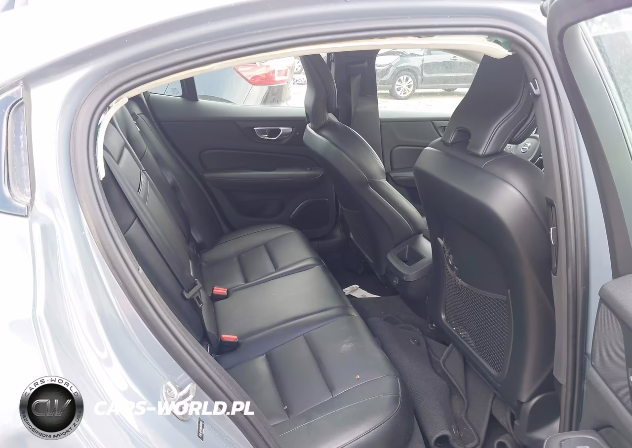 2024 Volvo S60 B5 Core Dark Theme VIN:7JRL12FK9RG323001 - 8