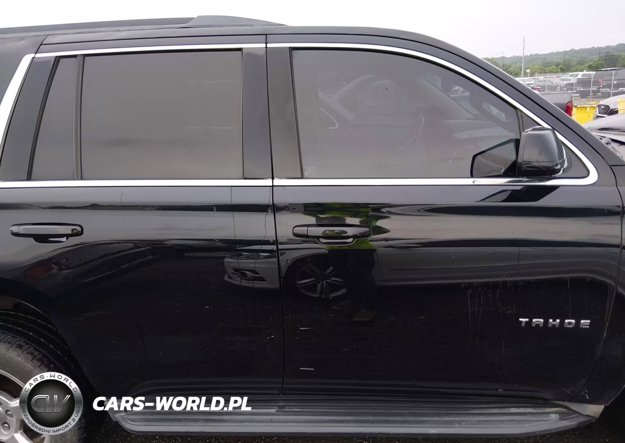 2015 Chevrolet Tahoe Lt VIN:1GNSCBKC8FR731211 - 13