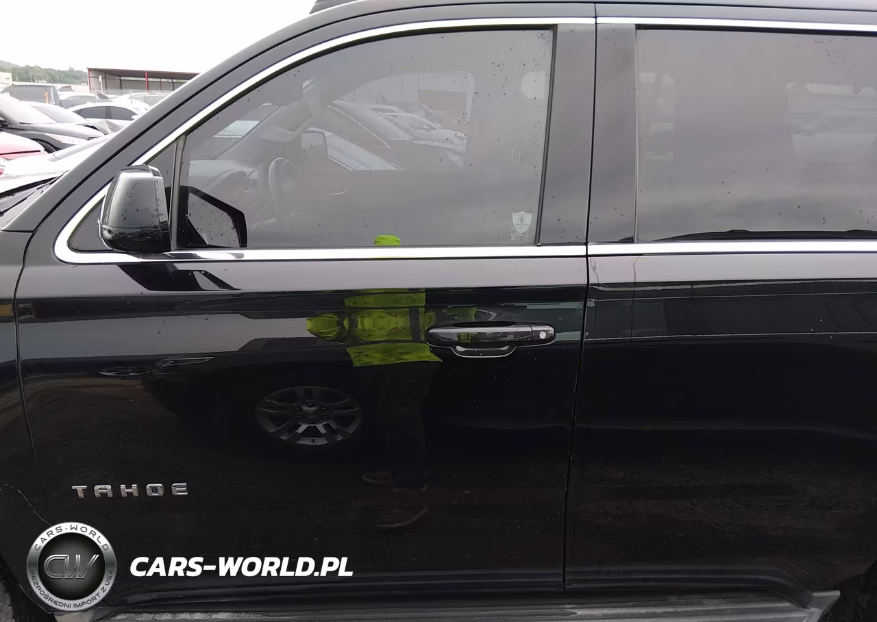 2015 Chevrolet Tahoe Lt VIN:1GNSCBKC8FR731211 - 14