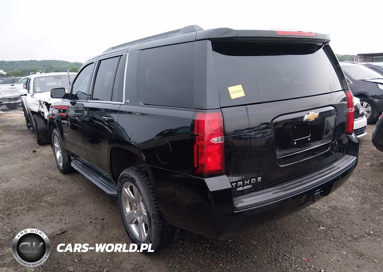 2015 Chevrolet Tahoe Lt VIN:1GNSCBKC8FR731211 - 3