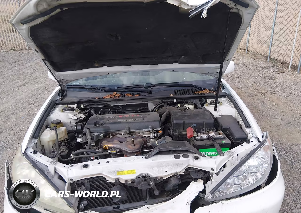 2005 Toyota Camry Le VIN:4T1BE32K55U530860 - 10