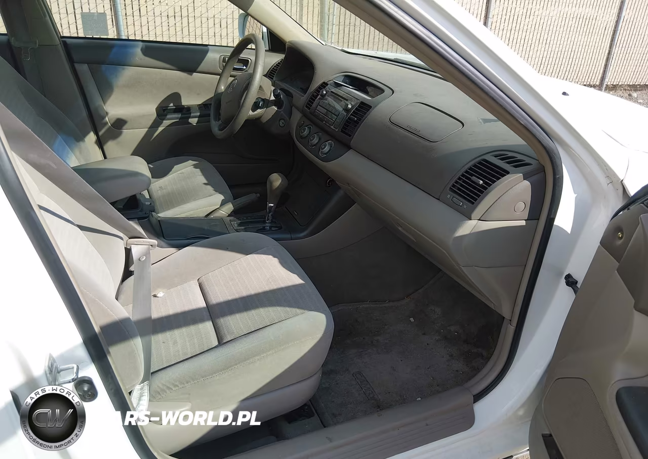 2005 Toyota Camry Le VIN:4T1BE32K55U530860 - 5