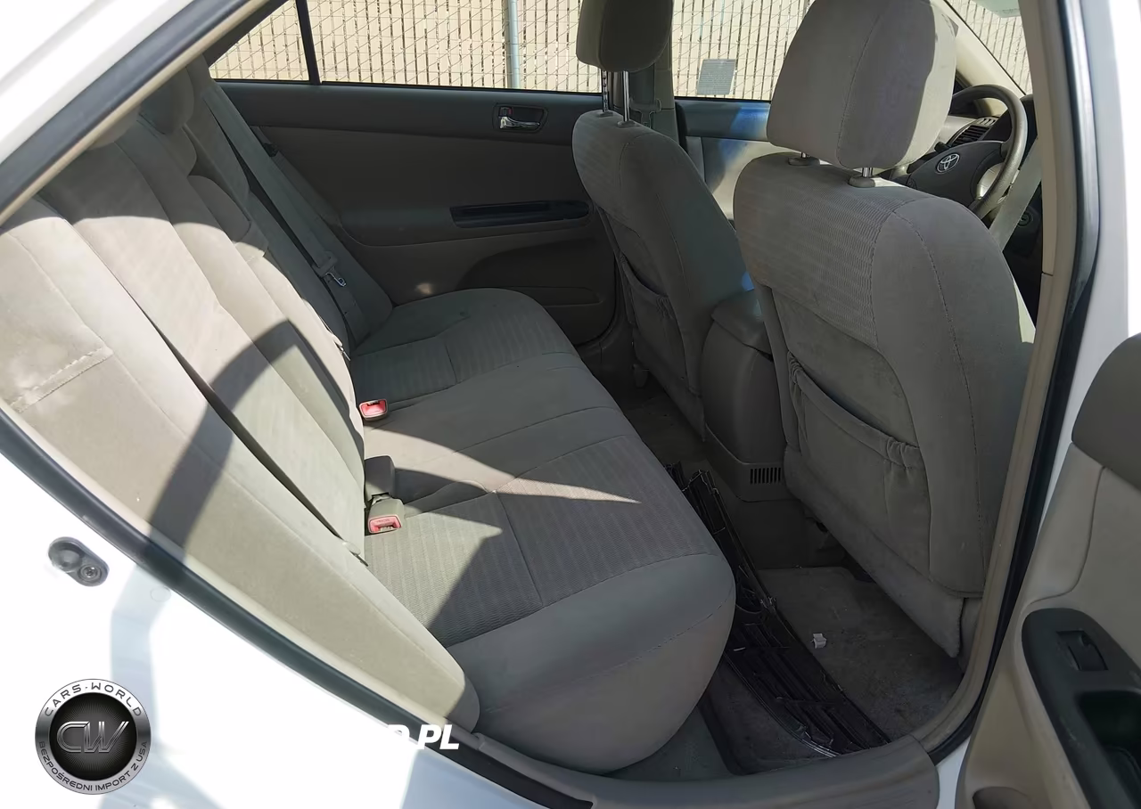 2005 Toyota Camry Le VIN:4T1BE32K55U530860 - 8