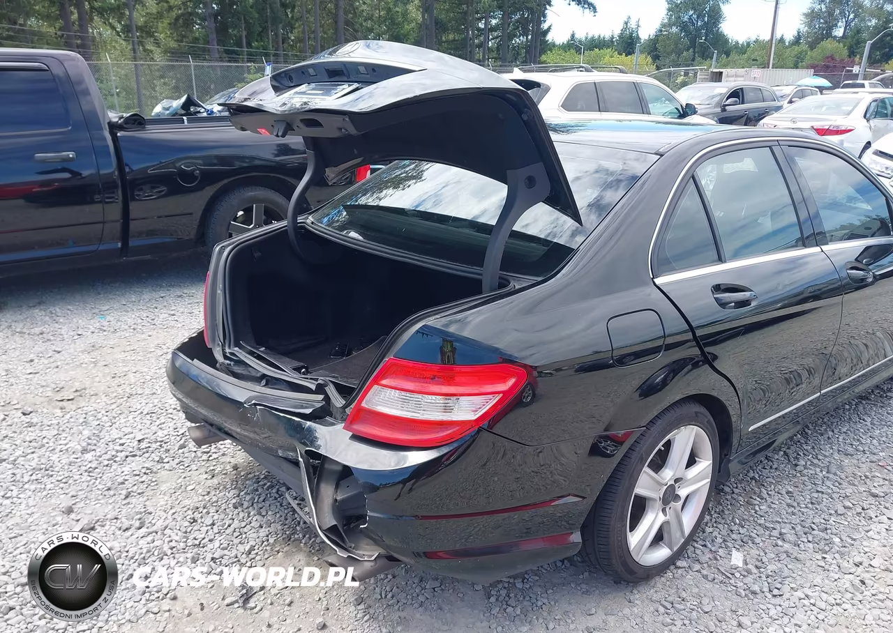 2011 Mercedes-Benz C 300 Sport VIN:WDDGF5EB4BR159421 - 6