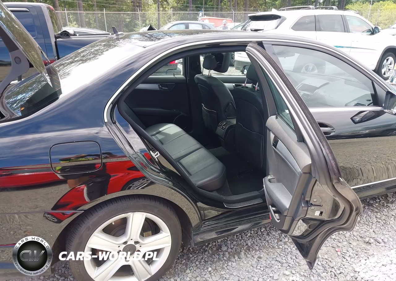 2011 Mercedes-Benz C 300 Sport VIN:WDDGF5EB4BR159421 - 8