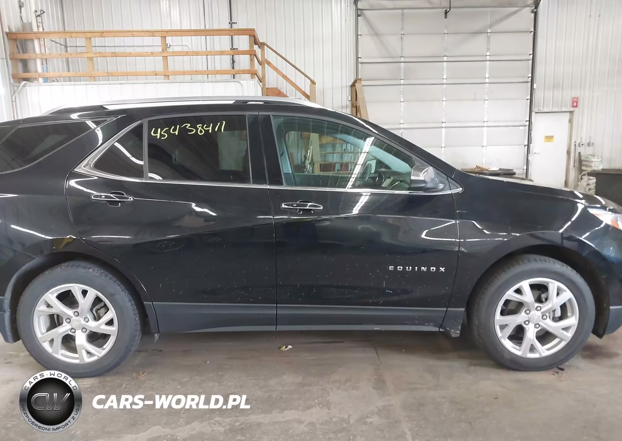2018 Chevrolet Equinox Premier VIN:3GNAXMEV4JL131763 - 13