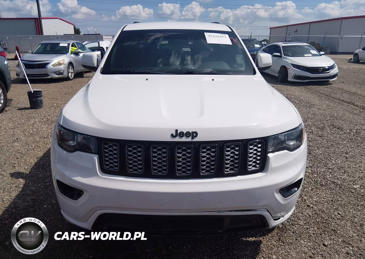 2017 Jeep Grand Cherokee Altitude 4X2 VIN:1C4RJEAG5HC757161 - 12