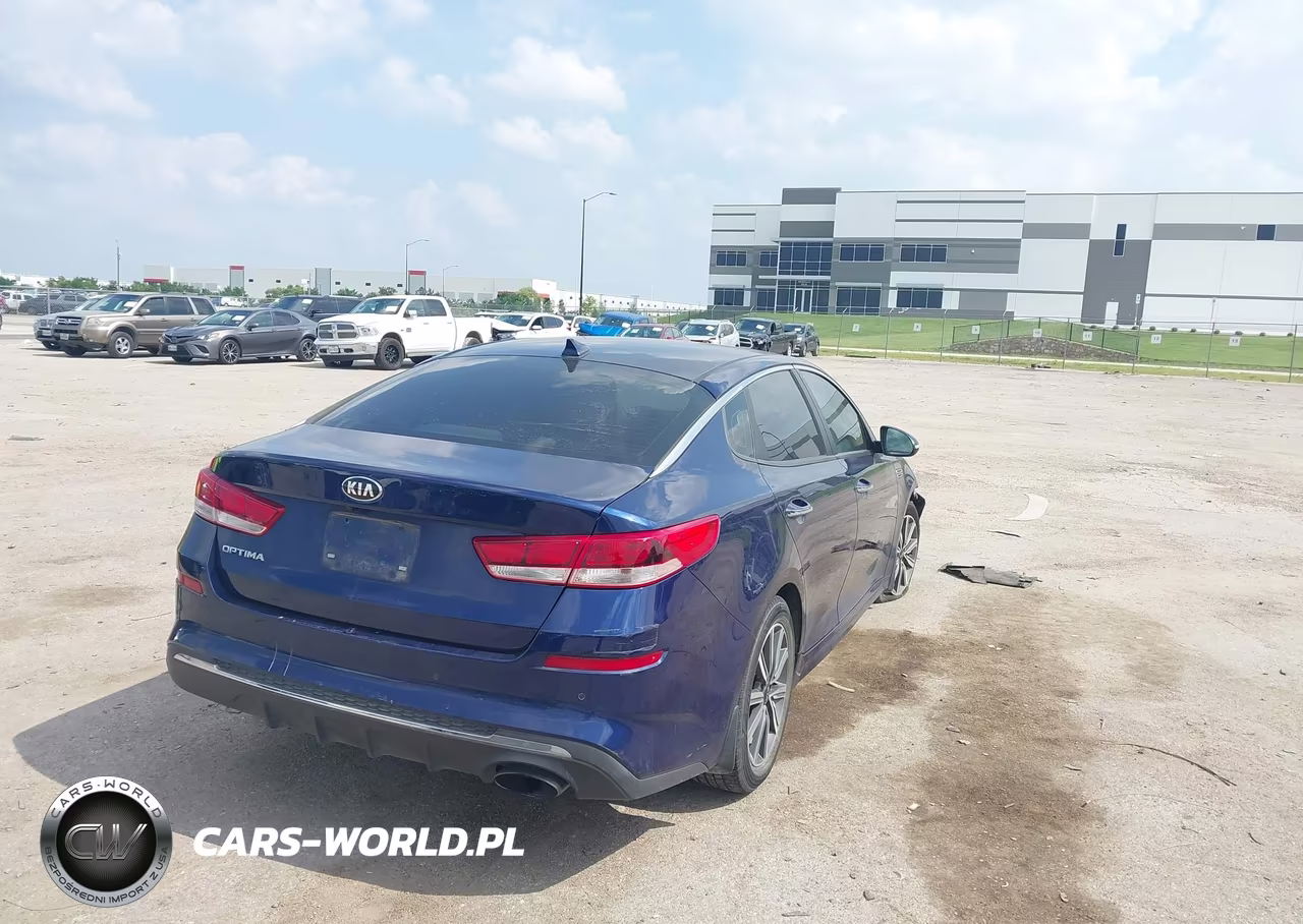 2019 Kia Optima Lx VIN:5XXGT4L36KG363441 - 4