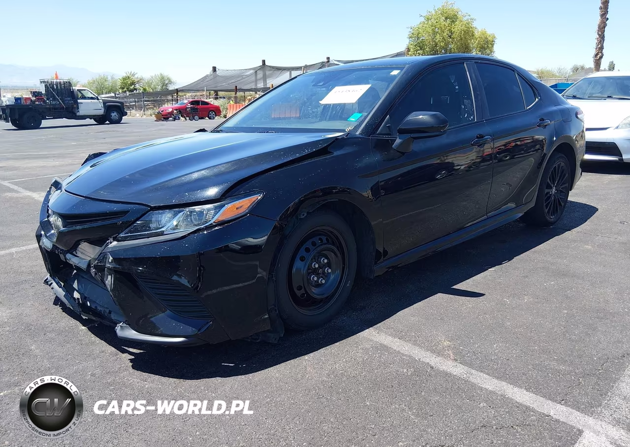2020 Toyota Camry Se Nightshade Edition VIN:4T1G11AK2LU364740 - 2