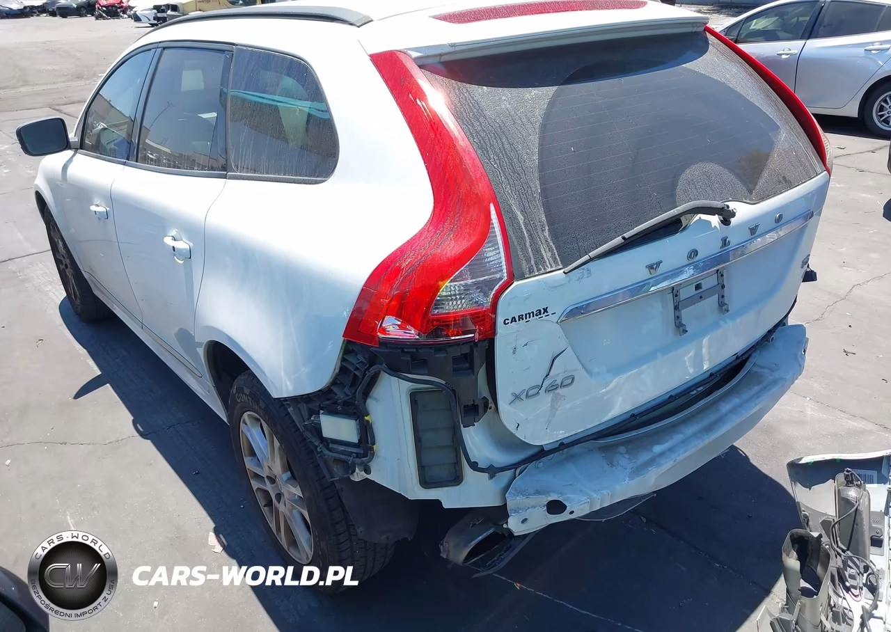 2016 Volvo Xc60 T5 Drive-E VIN:YV440MDJ8G2923477 - 3