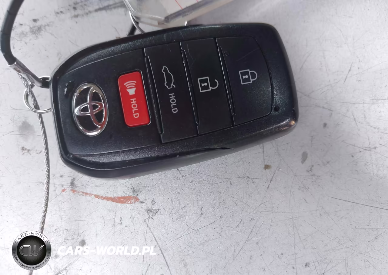 2025 Toyota Camry Le VIN:4T1DAACK1SU583879 - 11
