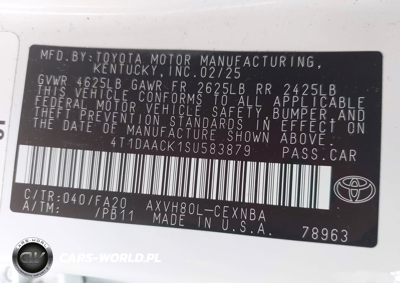2025 Toyota Camry Le VIN:4T1DAACK1SU583879 - 9