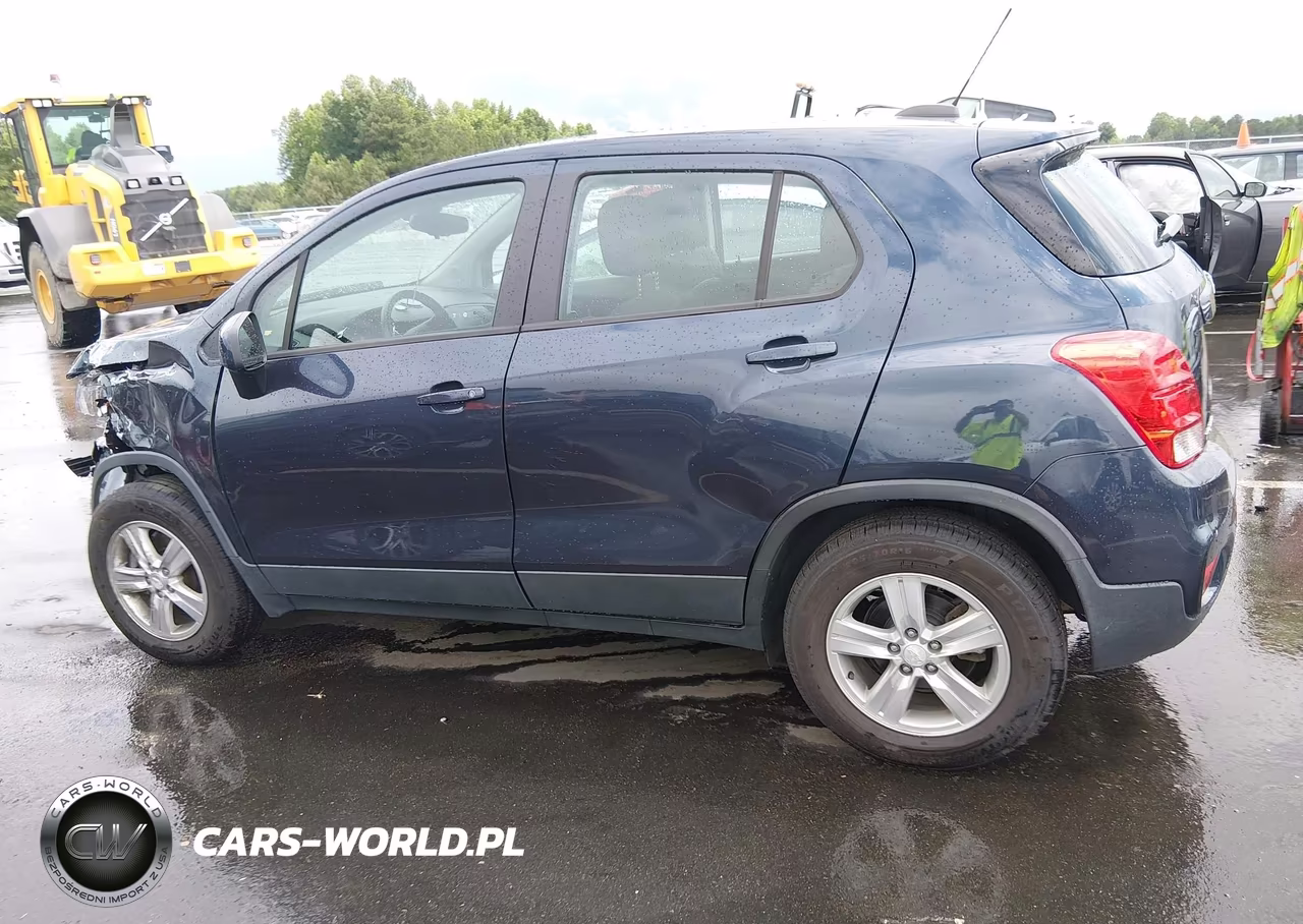 2019 Chevrolet Trax Ls VIN:3GNCJNSB2KL135175 - 14