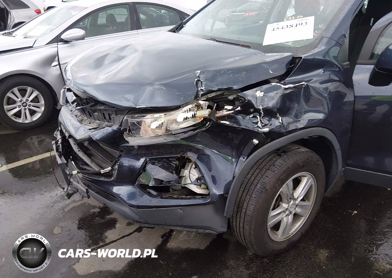 2019 Chevrolet Trax Ls VIN:3GNCJNSB2KL135175 - 6