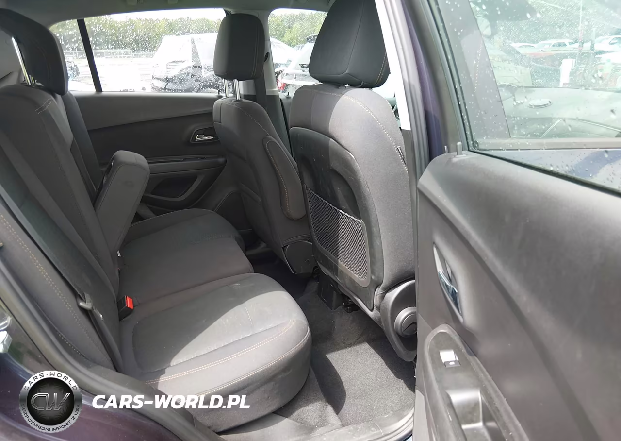 2019 Chevrolet Trax Ls VIN:3GNCJNSB2KL135175 - 8
