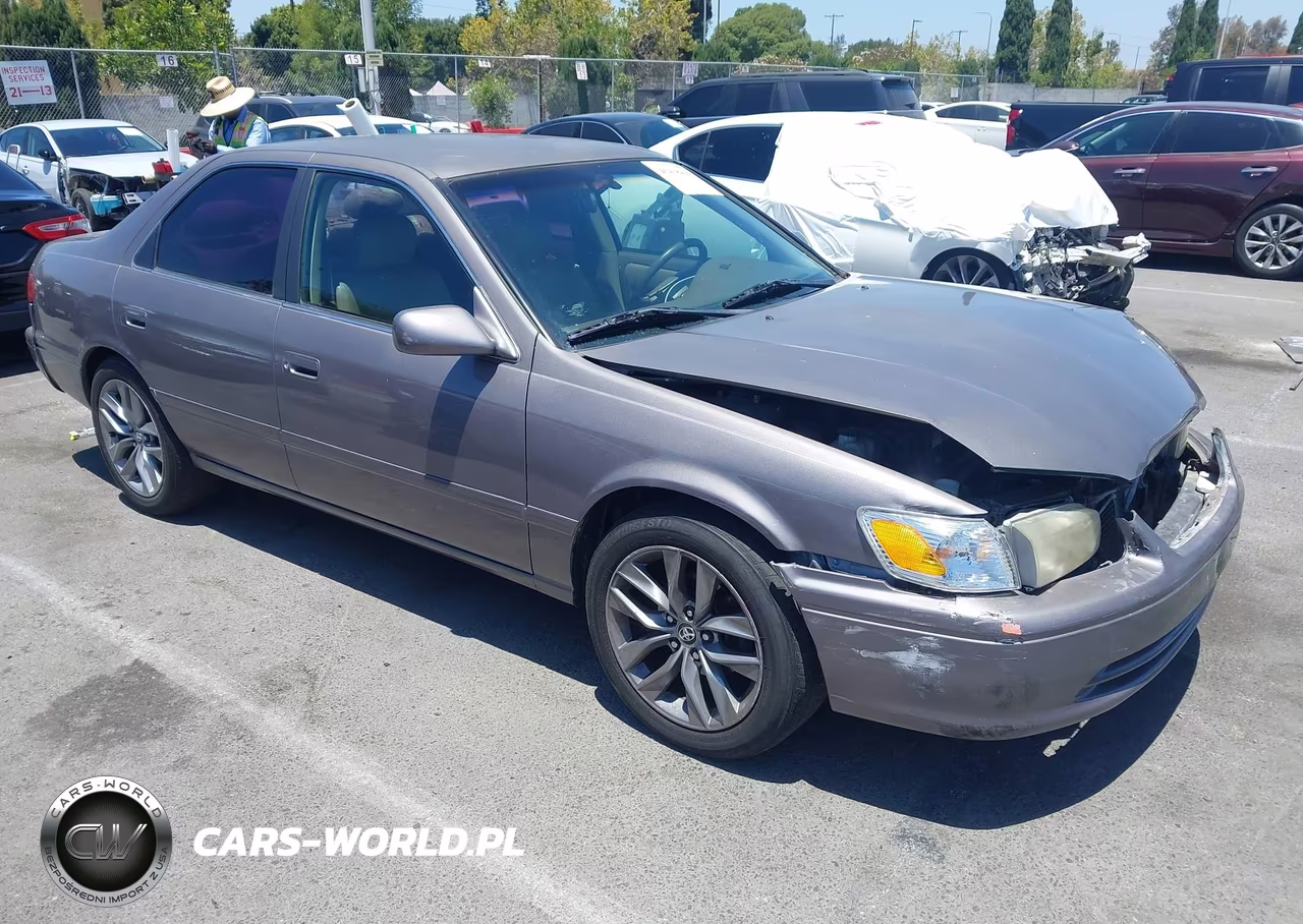 2000 Toyota Camry Le