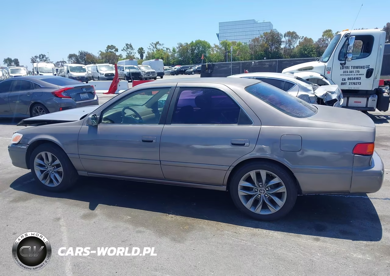 2000 Toyota Camry Le VIN:JT2BG22K7Y0515712 - 14