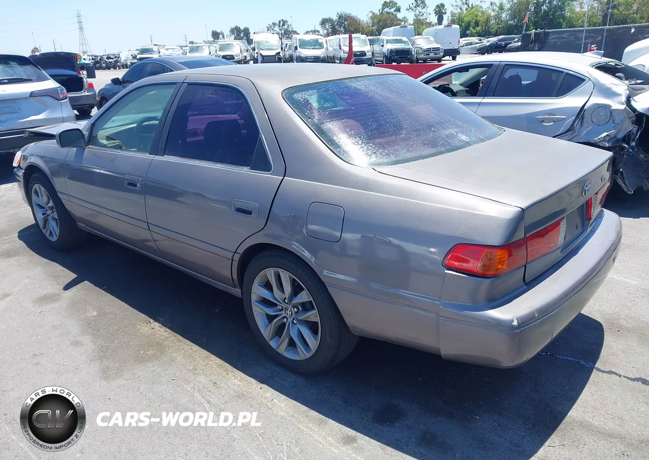 2000 Toyota Camry Le VIN:JT2BG22K7Y0515712 - 3