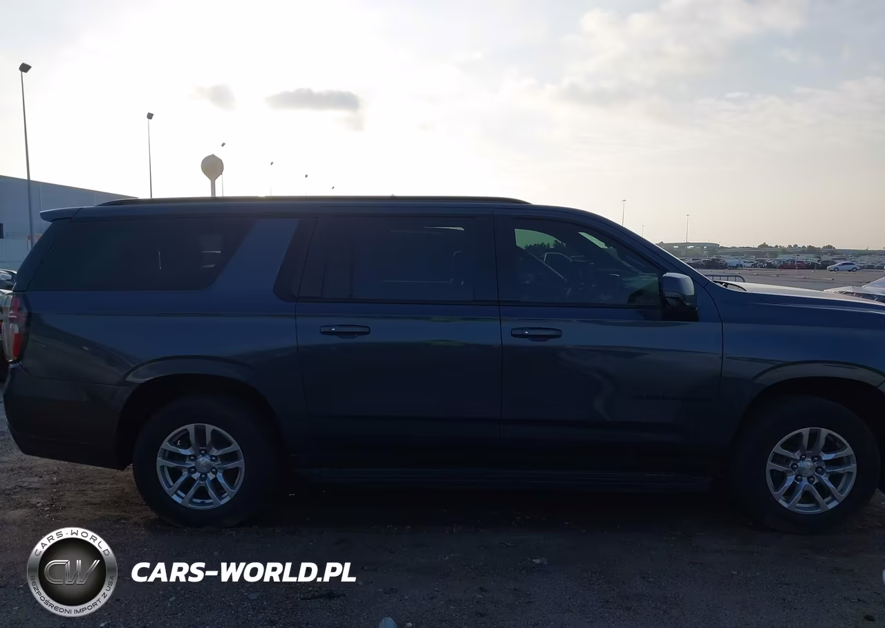 2021 Chevrolet Suburban 4Wd Rst VIN:1GNSKEKT4MR333799 - 13