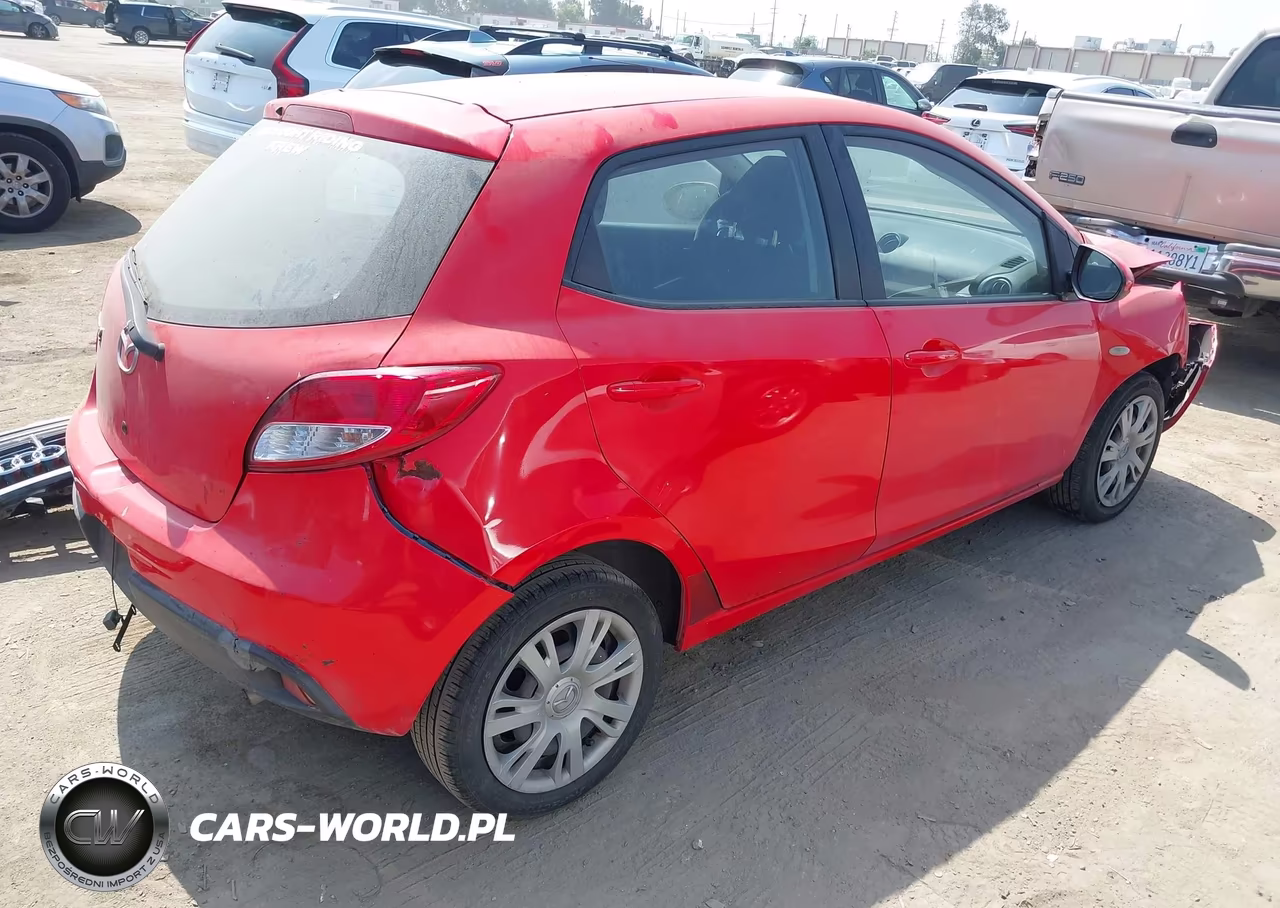 2011 Mazda Mazda2 Sport VIN:JM1DE1HZ8B0117193 - 4