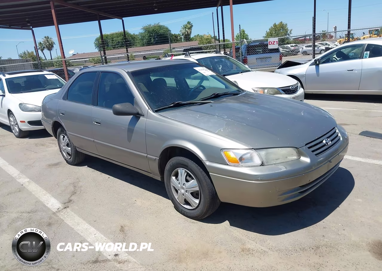 1999 Toyota Camry Le