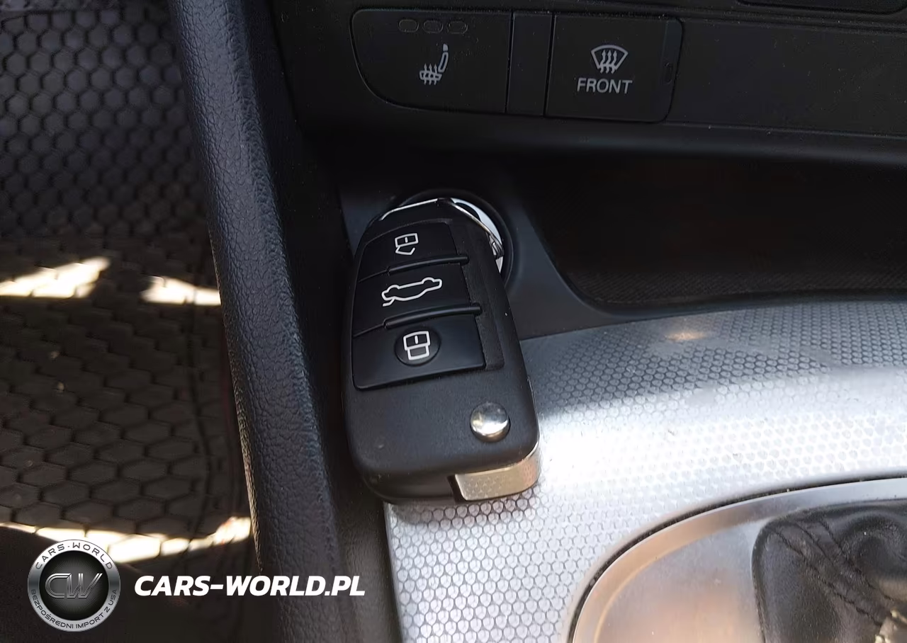 2015 Audi Q3 2.0T Premium Plus VIN:WA1BFCFS4FR011938 - 11
