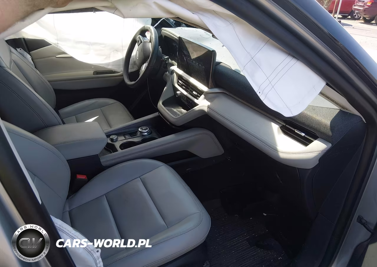 2025 Ford Explorer Active VIN:1FMUK8DH4SGA14547 - 5