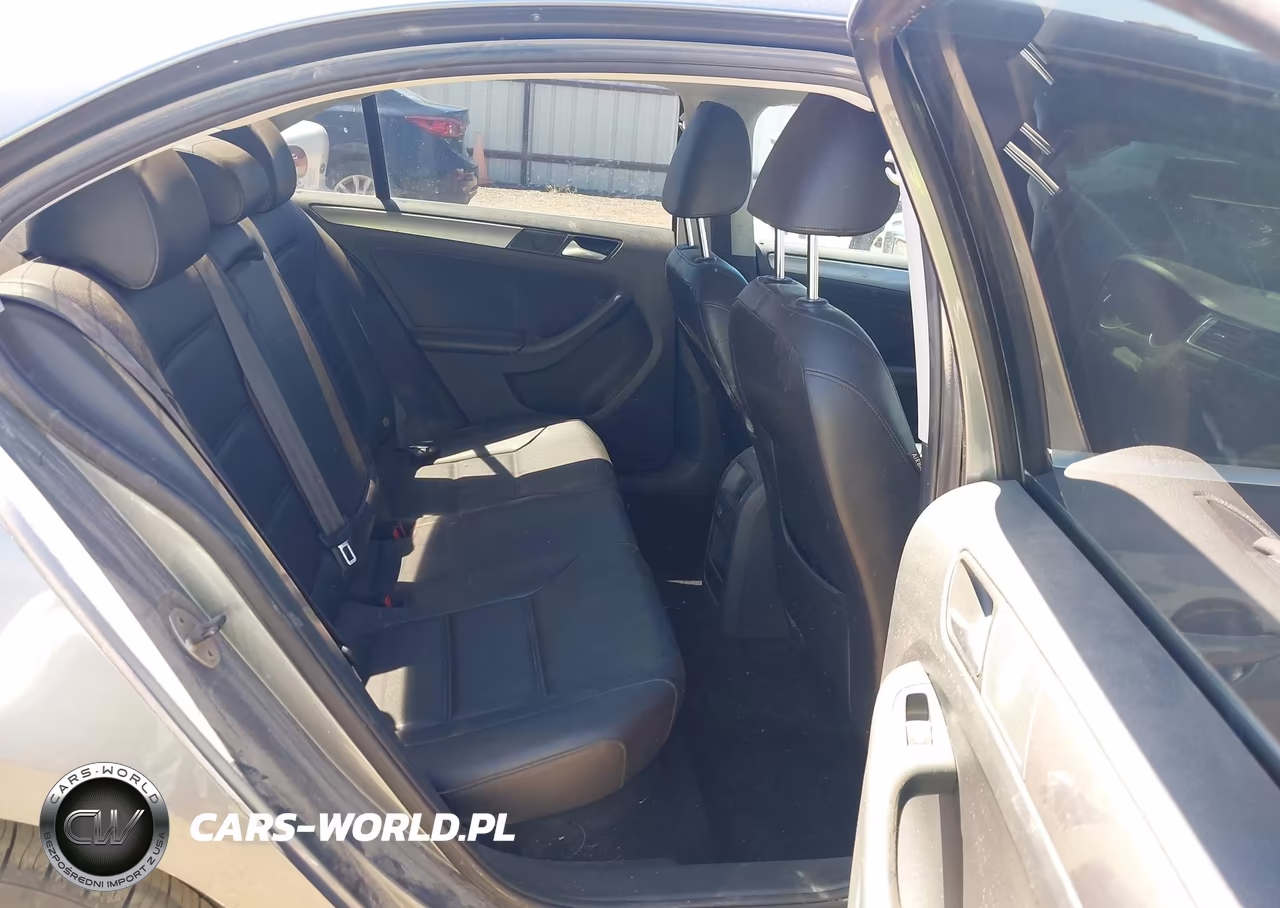 2015 Volkswagen Jetta 2.0L Tdi Se VIN:3VW3A7AJ5FM211949 - 8