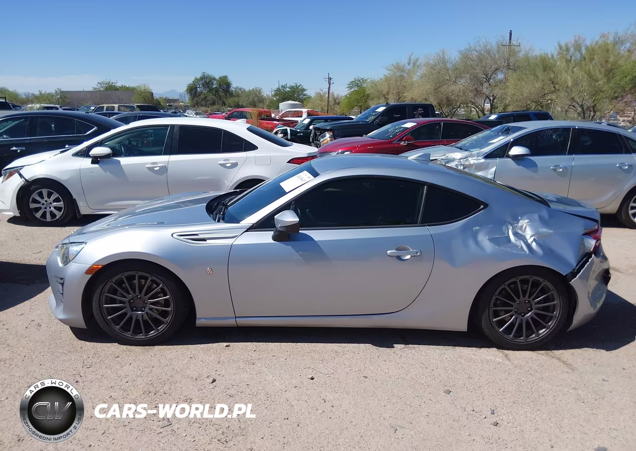 2017 Toyota 86 VIN:JF1ZNAA17H8706889 - 13