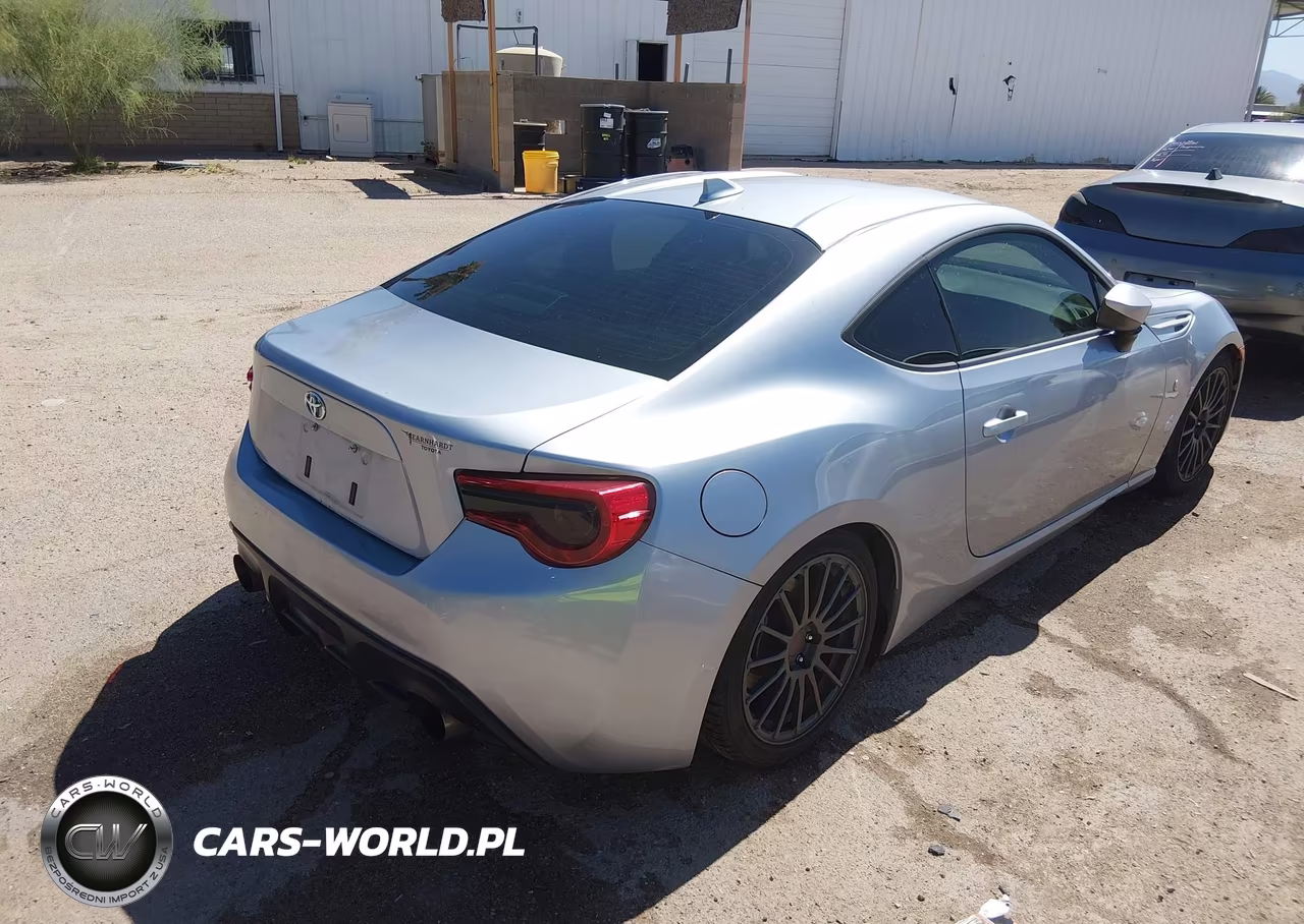 2017 Toyota 86 VIN:JF1ZNAA17H8706889 - 4