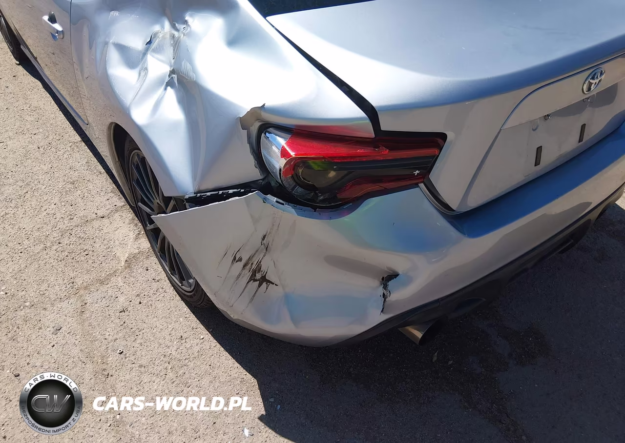 2017 Toyota 86 VIN:JF1ZNAA17H8706889 - 6