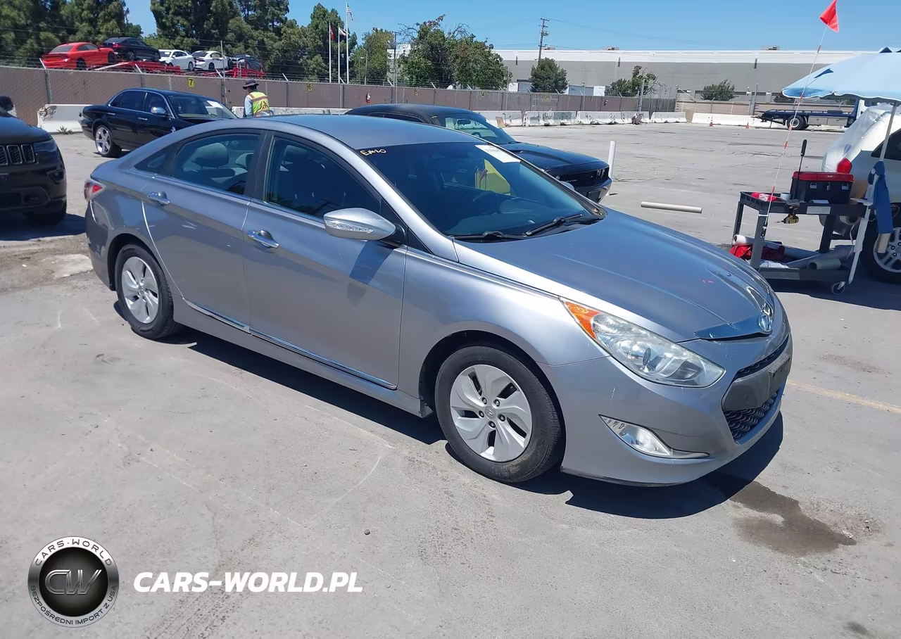 2015 Hyundai Sonata Hybrid – zdjęcie 1 z 11