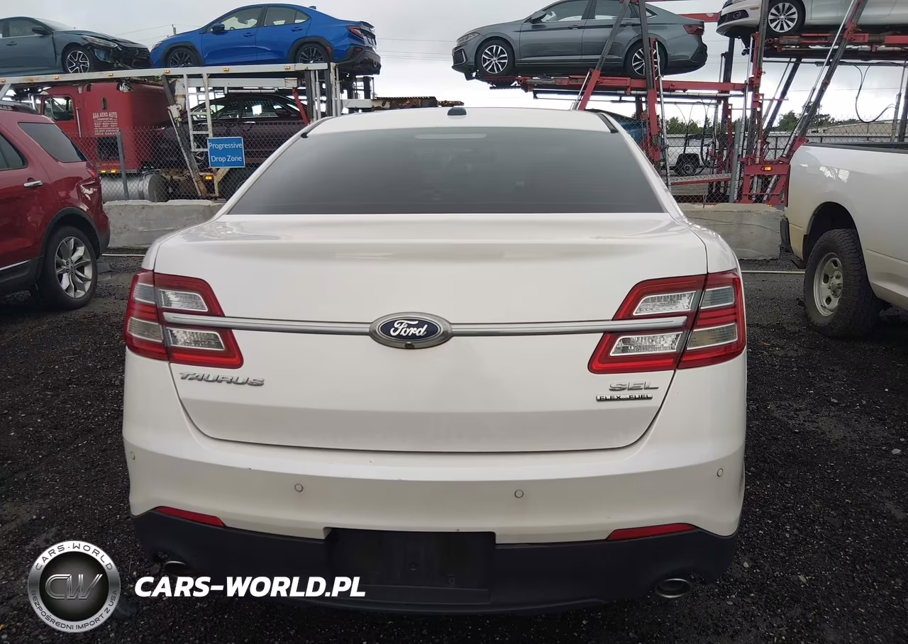 2018 Ford Taurus Sel VIN:1FAHP2E84JG110928 - 16