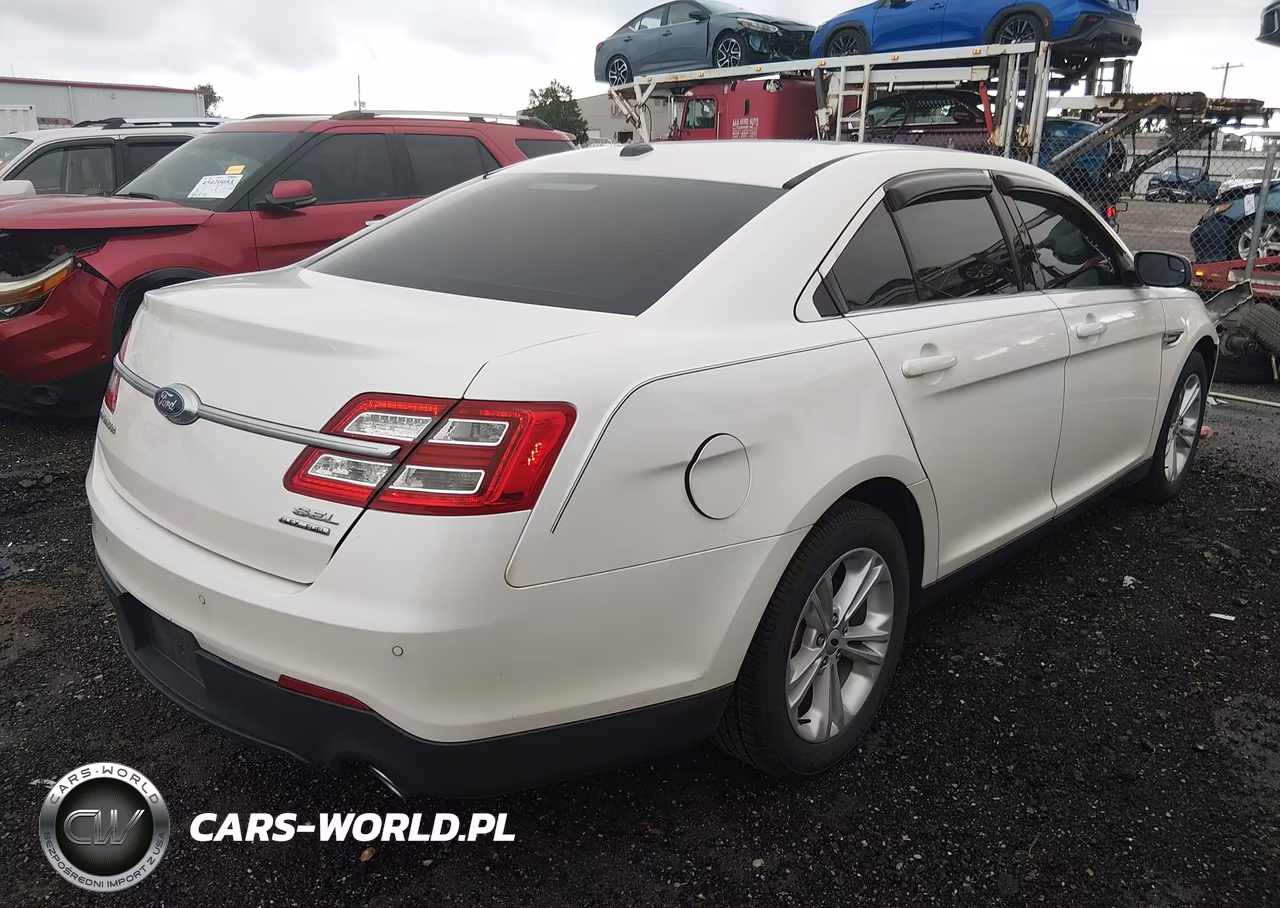 2018 Ford Taurus Sel VIN:1FAHP2E84JG110928 - 4