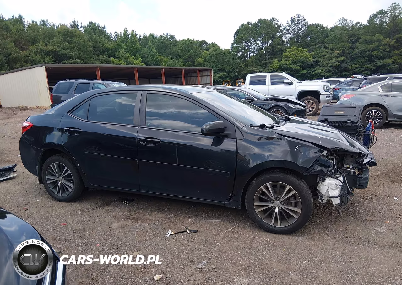2017 Toyota Corolla Le VIN:2T1BURHE8HC790988 - 13