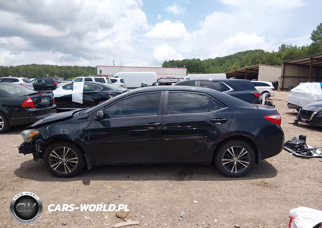 2017 Toyota Corolla Le VIN:2T1BURHE8HC790988 - 14