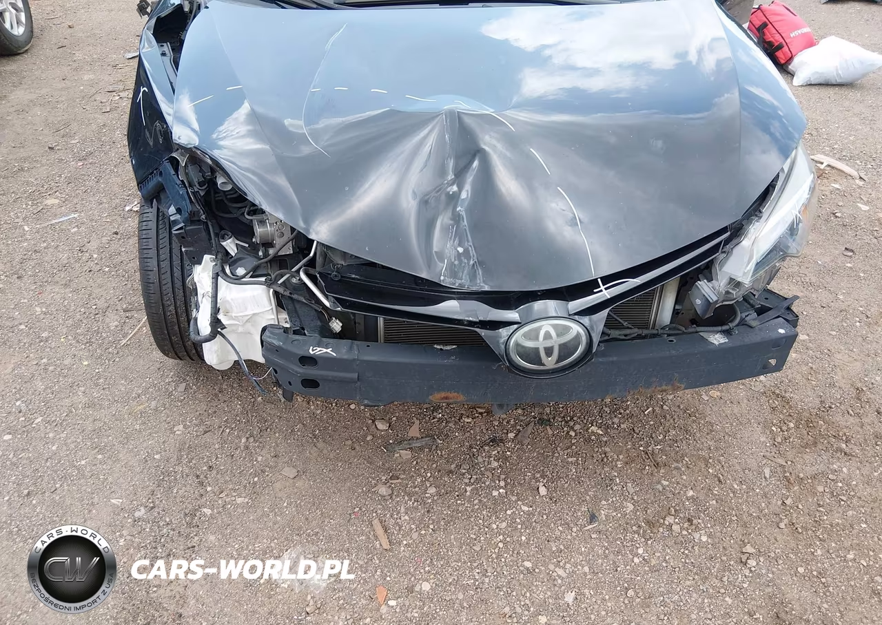 2017 Toyota Corolla Le VIN:2T1BURHE8HC790988 - 6